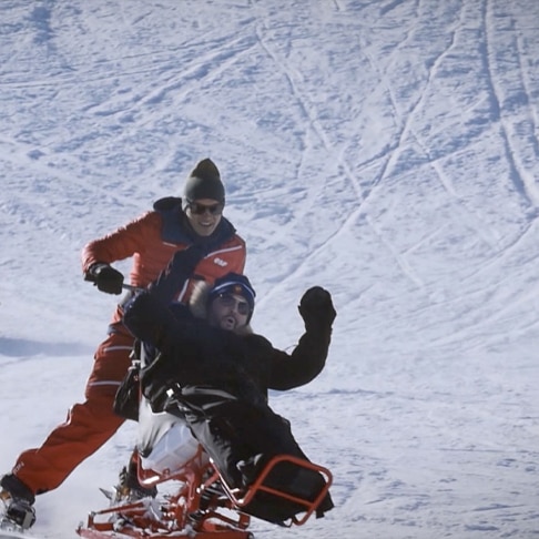 nouvel exploit : descendre en tandem ski la Vallée Blanche dans le massif du Mont Blanc 